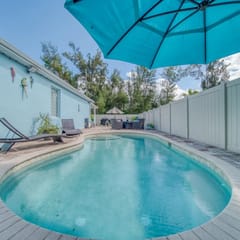 The Azure | Private Pool & Billiards